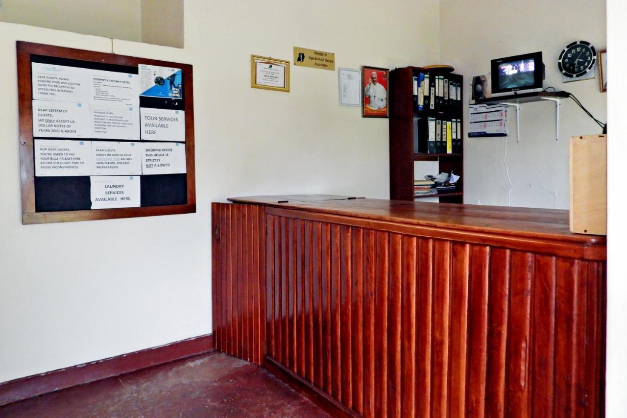 Skyway Hotel Entebbe Eksteriør bilde