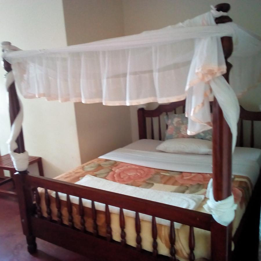 Skyway Hotel Entebbe Eksteriør bilde